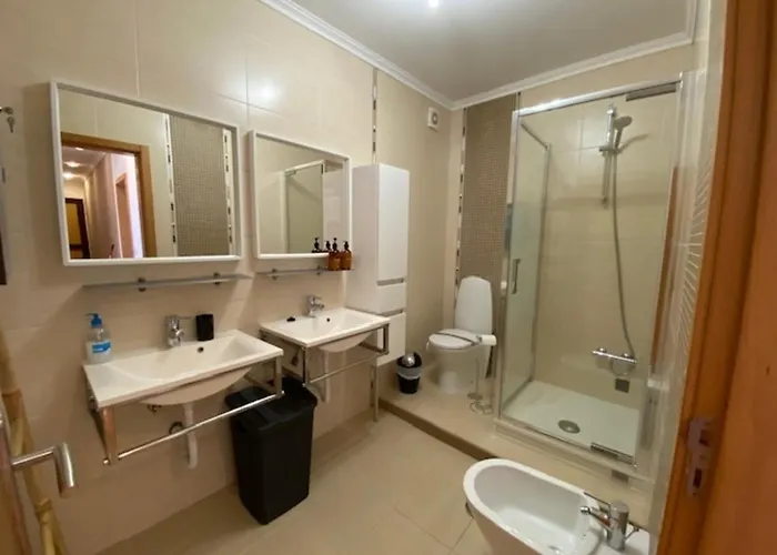 Swordfish Heart Of Town * Peniche